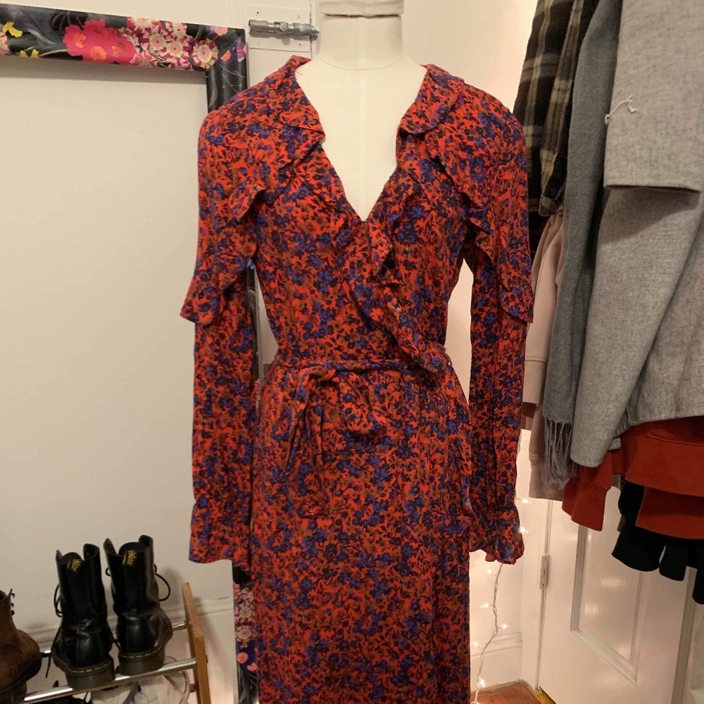 Red Floral Wrap Dress w Ruffles